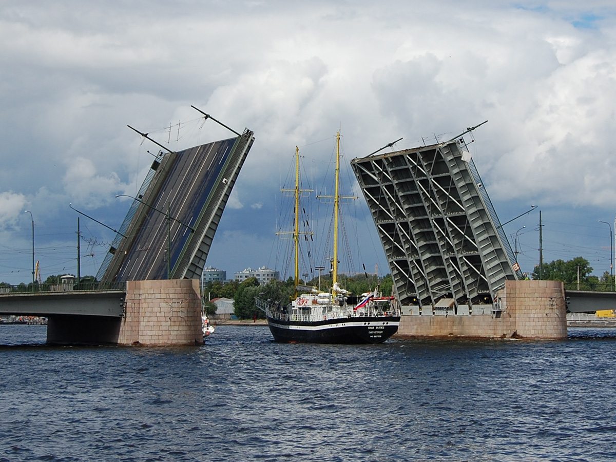 График разведения мостов в Санкт-Петербурге в 2019 году